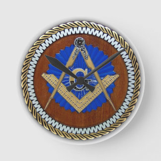 Horloge Ronde freemason NWO conspiration carré & boussole