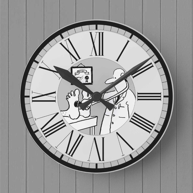 Horloge Ronde Funny Doctor with Stéthoscope Checking Feet. (Créateur téléchargé)