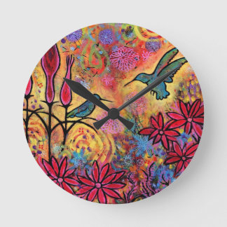 Horloge Ronde Imaginaire Whimsical, Colorful Hummingbird