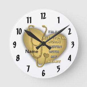 Horloge Ronde Infirmière à cœur jaune exceptionnelle