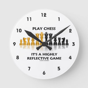 Horloge Ronde Jouer aux échecs, c'est un jeu hautement réflexif