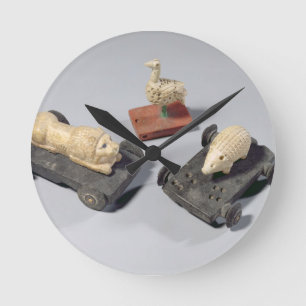 Horloge Ronde Jouets d'enfants : un hérisson, un lion et une col