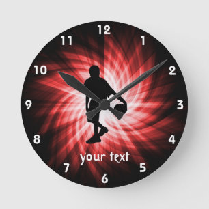 Horloge Ronde Joueur de basket ; Rouge