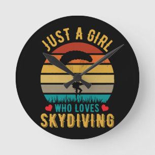 Horloge Ronde juste une fille qui aime la parachutisme
