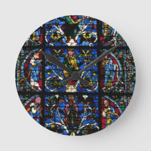 Horloge Ronde L'arbre de Jesse, fenêtre en ogive dans le facad