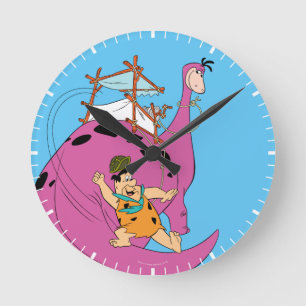 Horloge Ronde Les Pierrafeu   Fred Sliding Down Tail