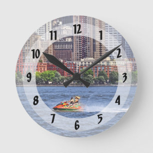 Horloge Ronde Liberty State Park - Moto-jet dans le bassin du ca