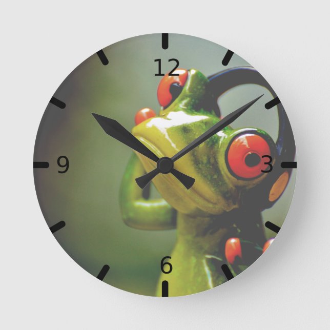 Horloge Ronde M. Frog avec casques (Recto)
