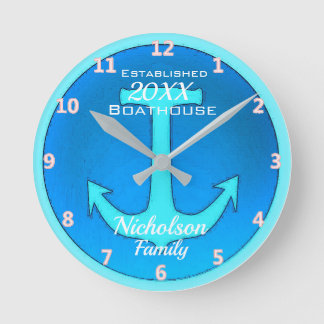 Horloge Ronde Maison de famille grande personnalisée en bleu