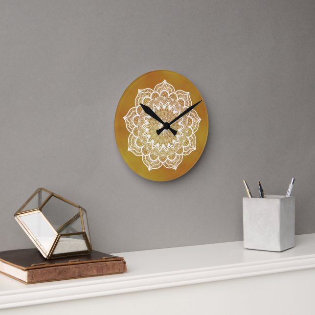 Horloge Ronde Mandala blanc sur fond doré (Bureau)