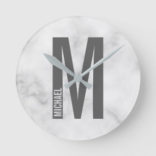 Horloge Ronde Monogramme et nom personnalisés modernes