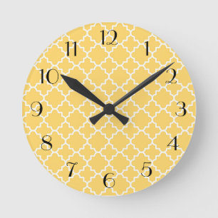 Horloge Ronde Motif jaune de Quatrefoil