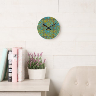 Horloge Ronde Motif marocain vert et marron élégant