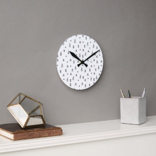 Horloge Ronde Motif minimaliste de la forêt d'hiver noire et bla