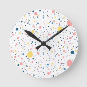 Horloge Ronde Motif Pastel de Points de Confettis en Terrazzo Mo