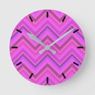 Horloge Ronde Motif zigzag à rayures roses