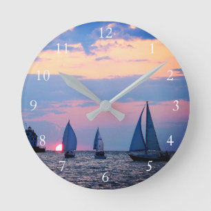 Horloge Ronde Naviguer dans le coucher du soleil