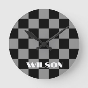 Horloge Ronde nom personnalisé carreaux gris et noir 