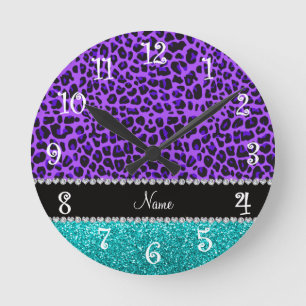 Horloge Ronde Nom personnalisé leopard violet parties scintillan