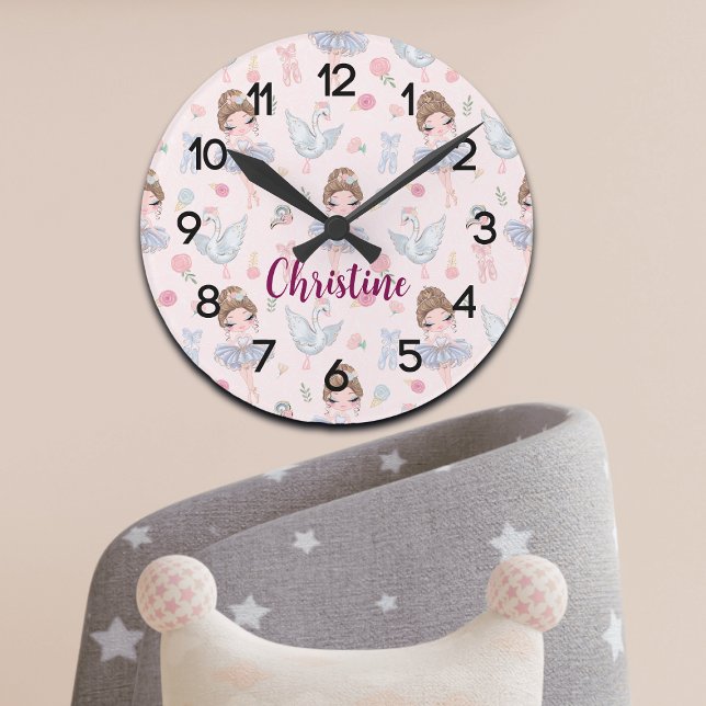 Horloge Ronde Nom personnalisé Ma pouponnière Ballerina douce (Créateur téléchargé)
