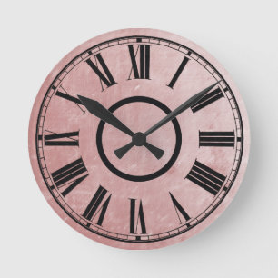 Horloge Ronde Nombres romains d'effet patiné rose pâteux