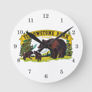 Horloge Ronde Ours bruns vintage dans le parc national de Yellow