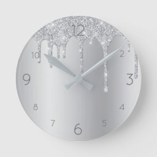 Horloge Ronde Parties scintillant argentée au-dessus du métal 