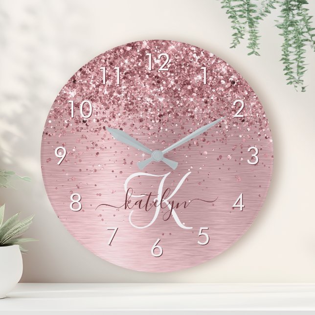 Horloge Ronde Parties scintillant en métal brossé rose pâle Nom  (Créateur téléchargé)
