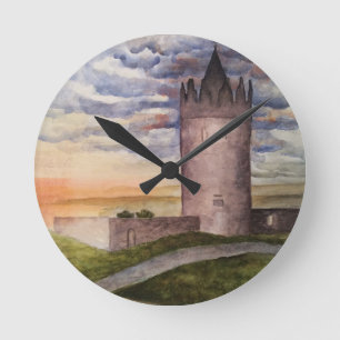 Horloge Ronde Peinture à l'aquarelle d'un château irlandais sans