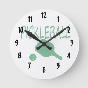 Horloge Ronde pickleball avec pagaie et bille vert clair