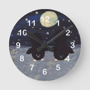 Horloge Ronde Pingouin par lumière lune