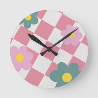 Horloge Ronde Pink Gingham Floral Pattern – Retro Cute Flower 