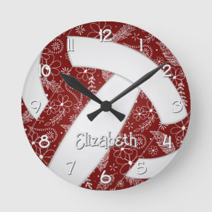 Horloge Ronde plumes de doodle paisleys maroon boho volleyball