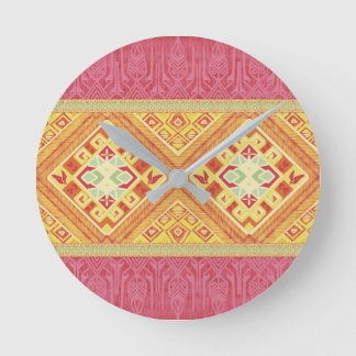 Horloge Ronde Plumes rouges et jaunes