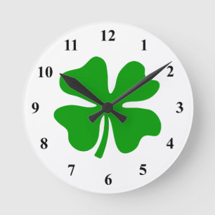 Horloge Ronde Quatre jour de la St Patrick chanceux du trèfle  