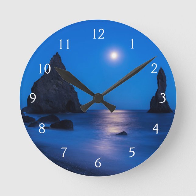 Horloge Ronde Reflet du lever de lune sur l'océan et les stacks  (Recto)