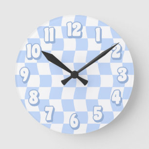 Horloge Ronde Retro Pastel Blue White Wavy Checker