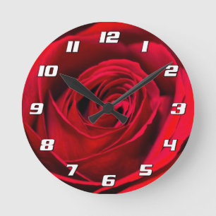 Horloge Ronde Rose rouge romantique en pleine floraison avec Nom