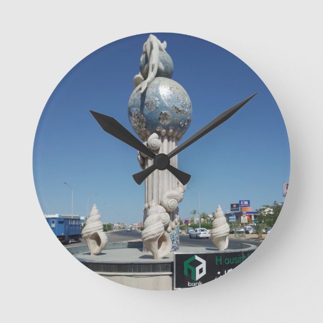 Horloge Ronde Sculpture to the marine inhabitants  (Recto)