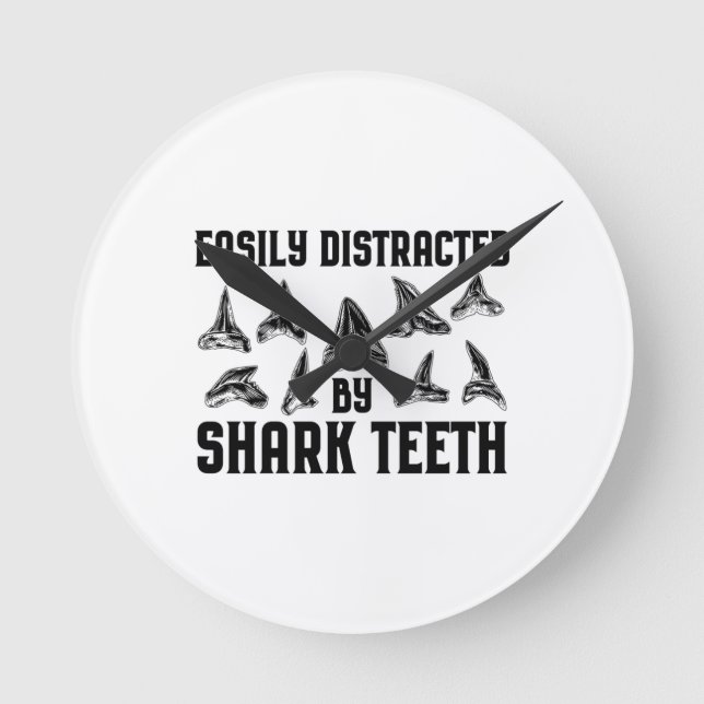 Horloge Ronde Shark TeethCollecting | Tooth Venin Ideas (Recto)