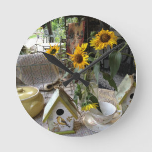 Horloge Ronde Sunflower et Bird House Affichage complet à l'auto