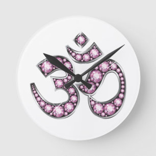 Horloge Ronde Symbole de l'OM avec des pierres "de quartz rose"