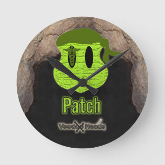 Horloge Ronde Têtes vaudou ~ Grotte