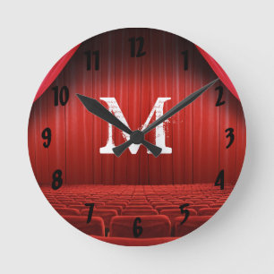 Horloge Ronde Théâtre Red Curtain Monogram Initial Wall Clock