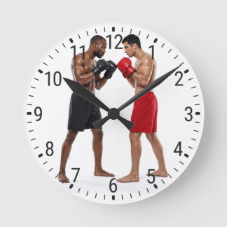 Horloge Ronde Two Male Boxers Facing Off Boxing Gym Decor