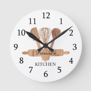 Horloge Ronde Ustensiles de cuisine rustique en bois Nom personn