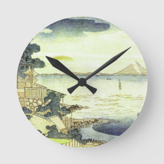 Horloge Ronde Village japonais vintage en bord de mer