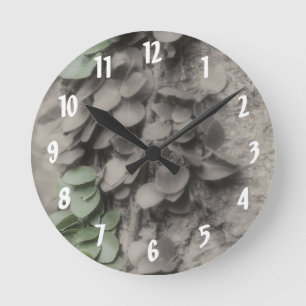 Horloge Ronde Vin Sur Arbre En Blanc Noir