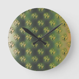 Horloge Ronde Vintage Green, grey and orange shamrock St Patrick