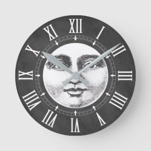 Horloge Ronde Visage de lune vintage dans le blanc de craie